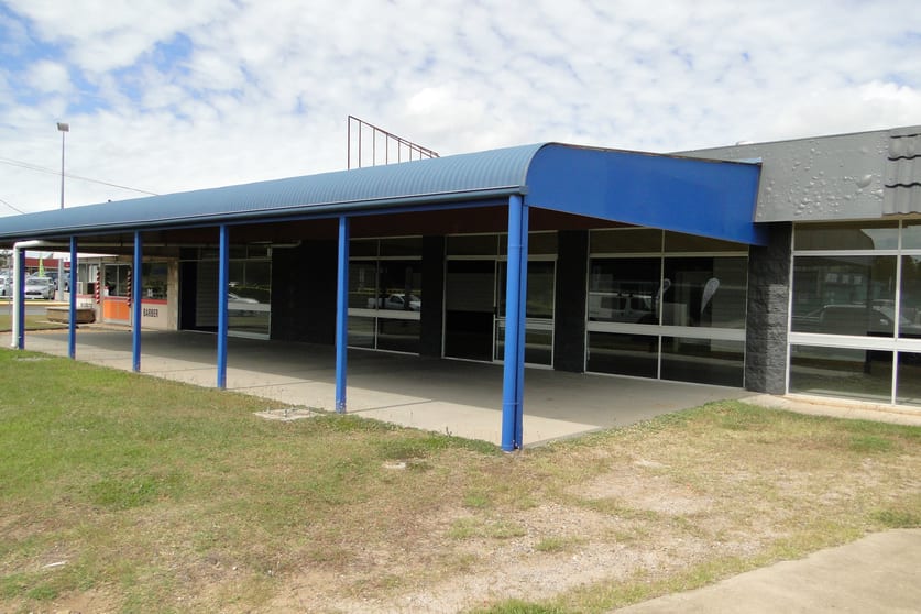 Click to view all images 35 HANSON ROAD Gladstone Central QLD 4680 - Image 3