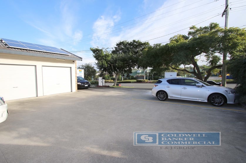 Click to view all images Springwood QLD 4127 - Image 3