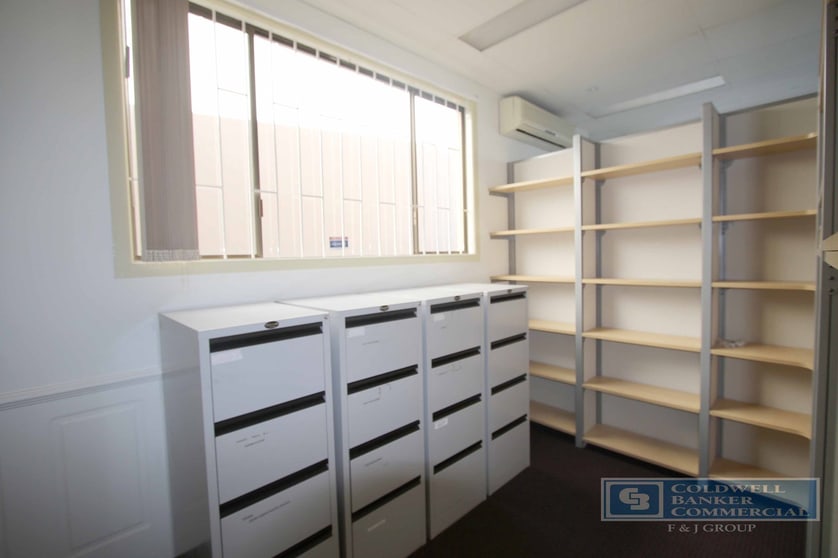 Click to view all images Springwood QLD 4127 - Image 2