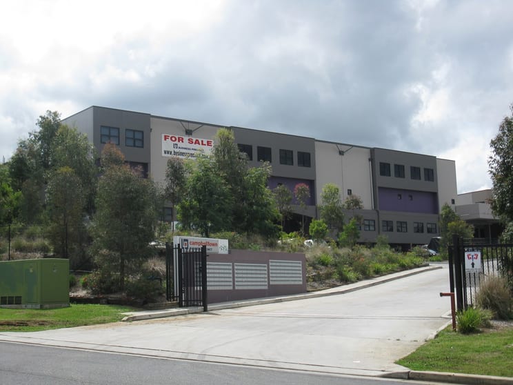 Click to view all images M3/5-7 Hepher Road Campbelltown NSW 2560 - Image 2