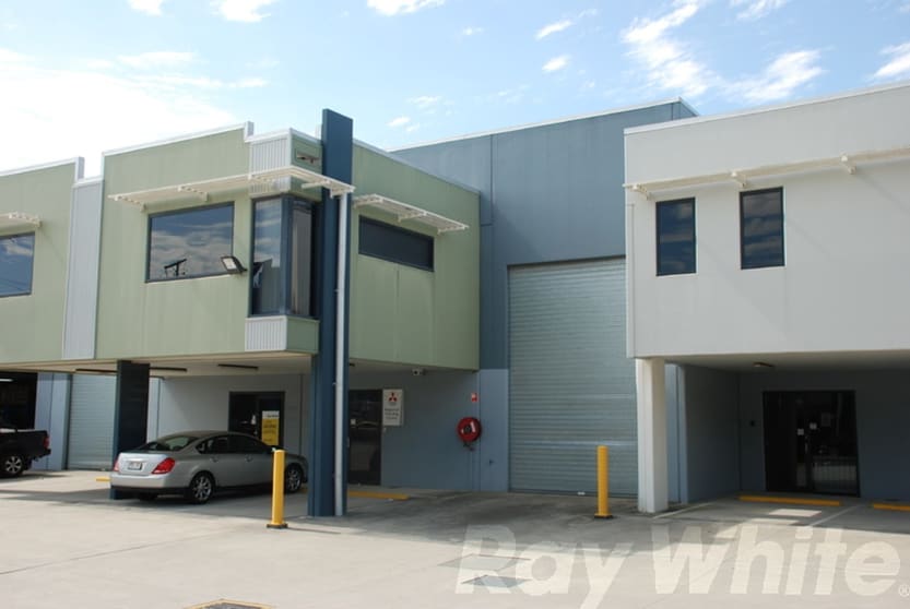 Click to view all images 4/1378 Lytton Road Hemmant QLD 4174 - Image 1
