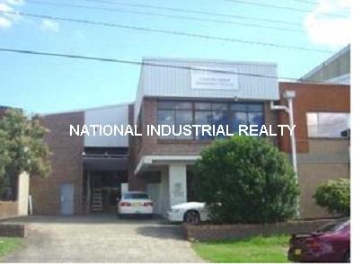 Click to view all images 18 Justin Street Smithfield NSW 2164 - Image 1