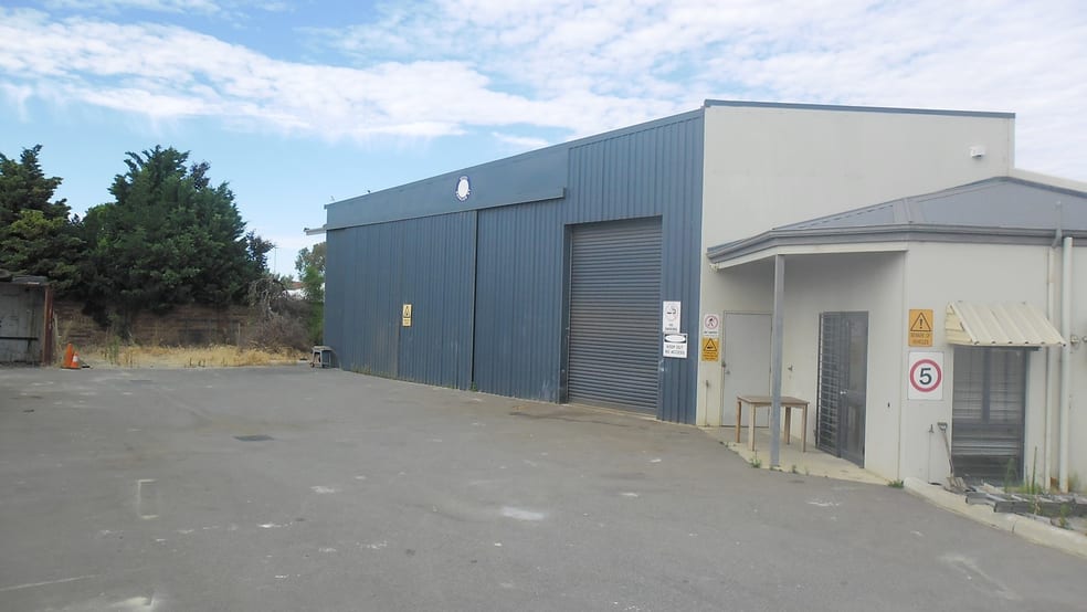 Click to view all images 23 Galbraith Loop Falcon WA 6210 - Image 3