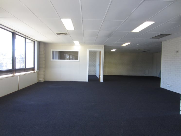 Click to view all images Greenacre NSW 2190 - Image 2