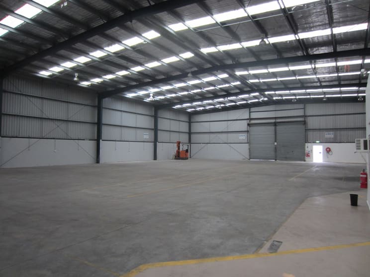 Click to view all images 4 Swift Way Dandenong VIC 3175 - Image 3