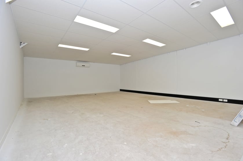Click to view all images 121 Hall Road Carrum Downs VIC 3201 - Image 3