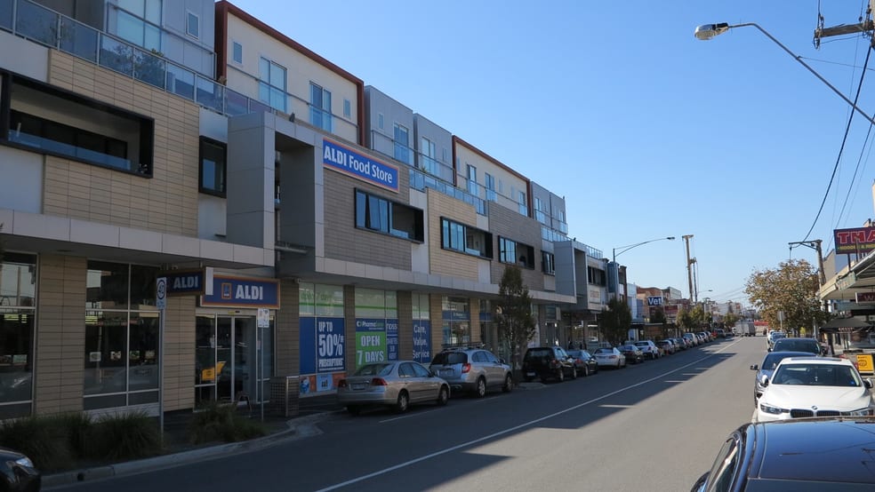 Click to view all images 307 Centre Road Bentleigh VIC 3204 - Image 3