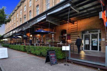 Click to view all images F/36 Vernon Terrace Teneriffe QLD 4005 - Image 3