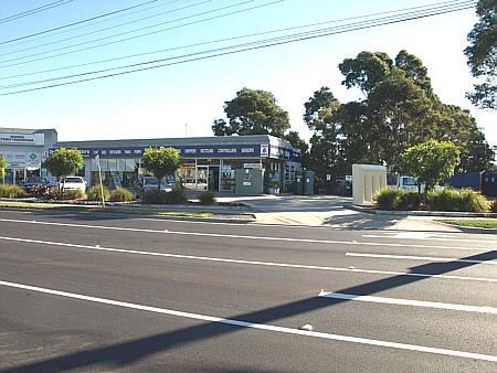 Click to view all images 1/398-400 Ferntree Gully Road Notting Hill VIC 3168 - Image 2