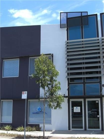 Click to view all images 21 Hall Street Port Melbourne VIC 3207 - Image 1