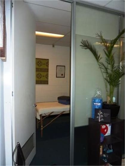Click to view all images 25 Dorcas Street South Melbourne VIC 3205 - Image 3