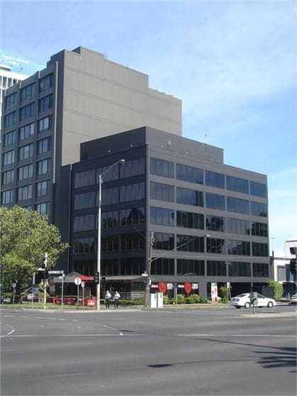 Click to view all images 88 Albert Road South Melbourne VIC 3205 - Image 3