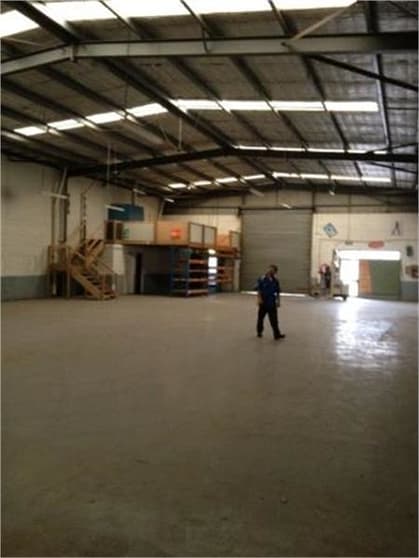 Click to view all images 10 Tharle Street Dandenong VIC 3175 - Image 3