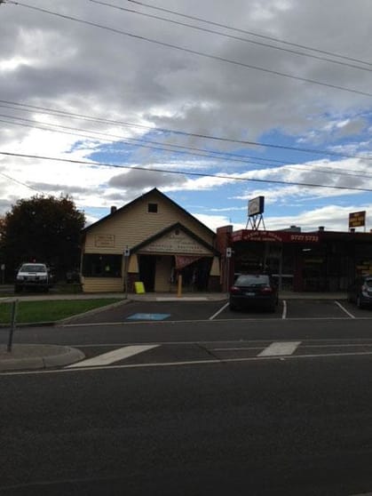 Click to view all images 25 Exeter Road Croydon VIC 3136 - Image 1
