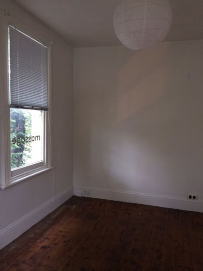 Click to view all images 2/51 Victoria Avenue Albert Park VIC 3206 - Image 3
