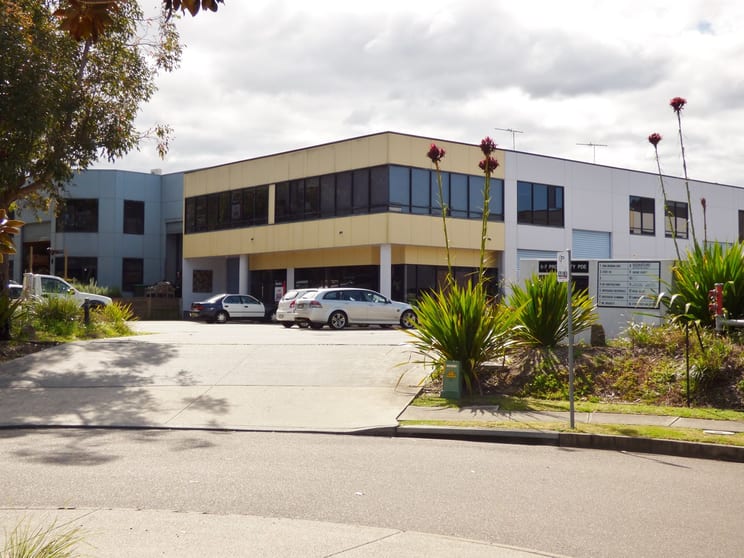 Click to view all images Warriewood NSW 2102 - Image 1