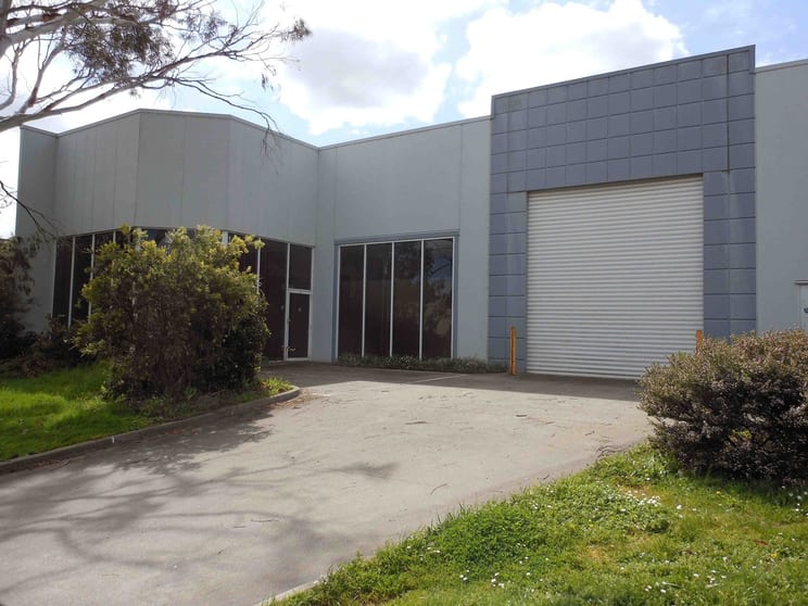 Click to view all images 2/21 Viewtech Place Rowville VIC 3178 - Image 1