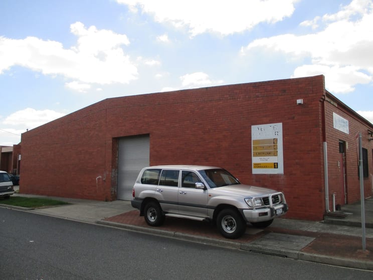 Click to view all images 2/46 Kolora Road Heidelberg West VIC 3081 - Image 1