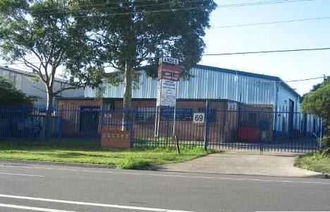 Click to view all images 5/69 Victoria Street Smithfield NSW 2164 - Image 2
