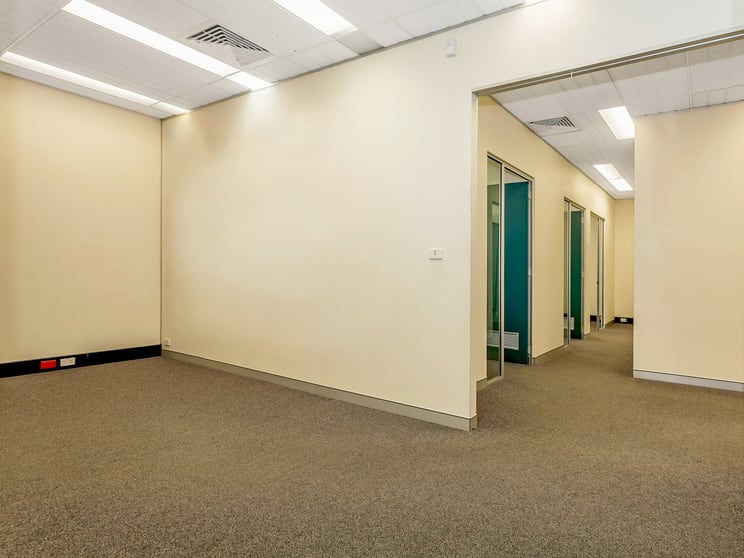 Click to view all images Suite 8, 104 Crown Street Wollongong NSW 2500 - Image 2