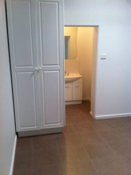 Click to view all images 658 Plenty Road Preston VIC 3072 - Image 2