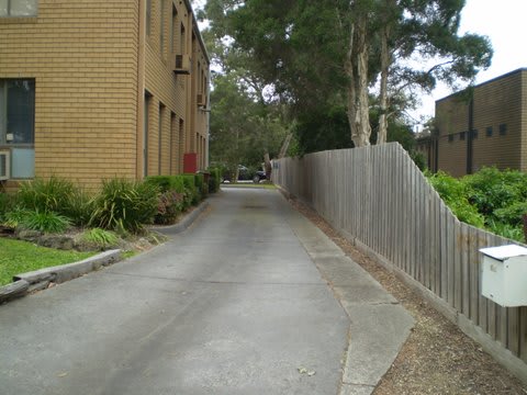 Click to view all images 4/171 Boronia Road Boronia VIC 3155 - Image 3