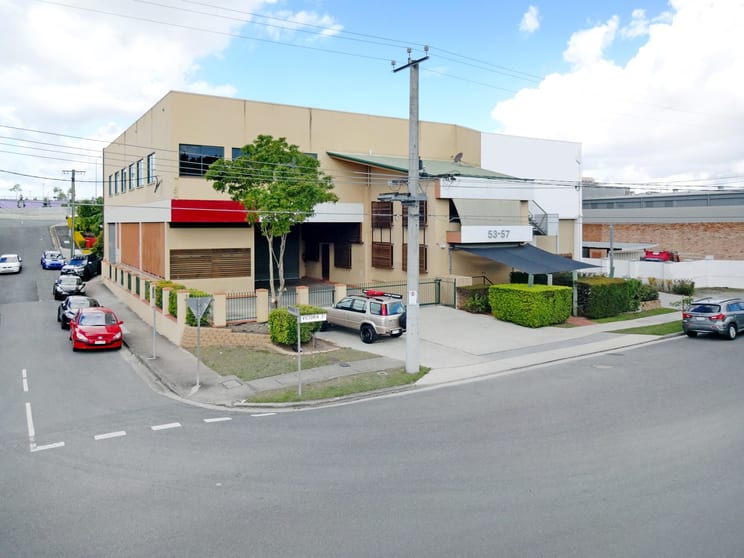 Click to view all images 1/57 Victoria Street Windsor QLD 4030 - Image 3