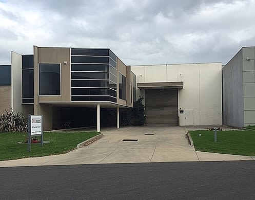 Click to view all images 6 Capital Court Braeside VIC 3195 - Image 1