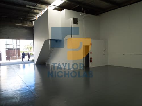 Click to view all images Seven Hills NSW 2147 - Image 3