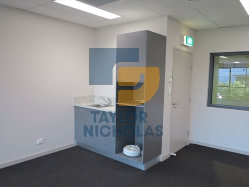 2/7 Bonz Place Seven Hills NSW 2147 - Image 1