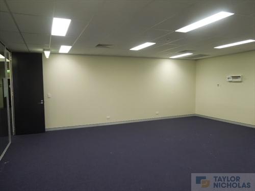 Click to view all images 7/11-13 Brookhollow Avenue Baulkham Hills NSW 2153 - Image 3