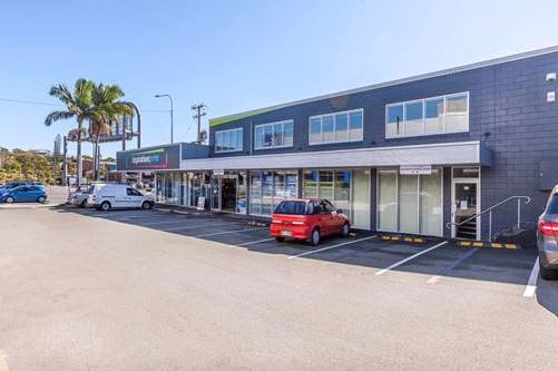 Click to view all images First Floo/271 Gympie Road Kedron QLD 4031 - Image 3