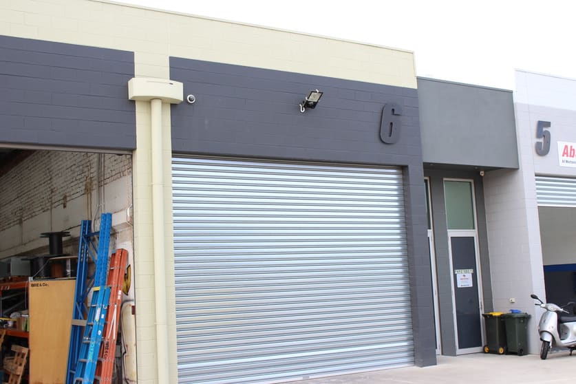 Click to view all images 6/102 Henkel Street Brunswick VIC 3056 - Image 2