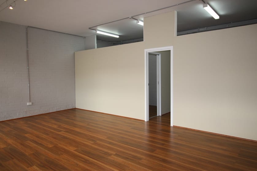 Click to view all images 4 Keys Street Frankston VIC 3199 - Image 2