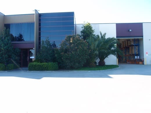 Click to view all images 2/148-150 Bangholme Road Dandenong VIC 3175 - Image 1