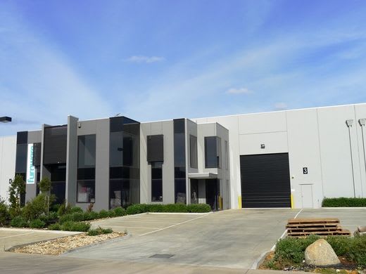 Click to view all images REAR 3/121 Frankston Dandenong Rd Dandenong VIC 3175 - Image 3