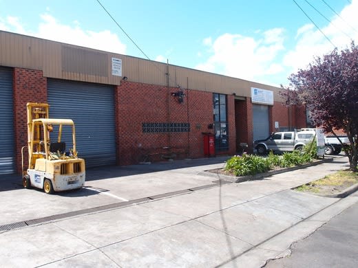 Click to view all images 2/42 Brooklyn Avenue Dandenong VIC 3175 - Image 2