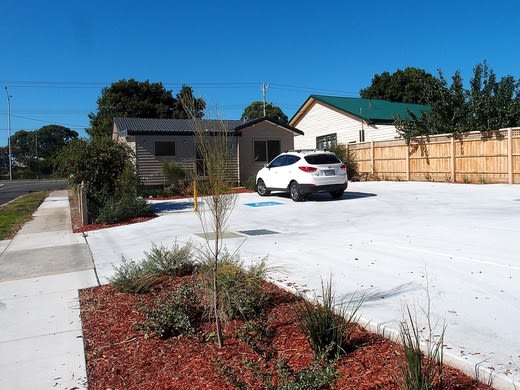 Click to view all images 236 Frankston Dandenong Road Seaford VIC 3198 - Image 2