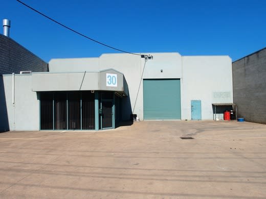 Click to view all images 30 Rhur Street Dandenong VIC 3175 - Image 3