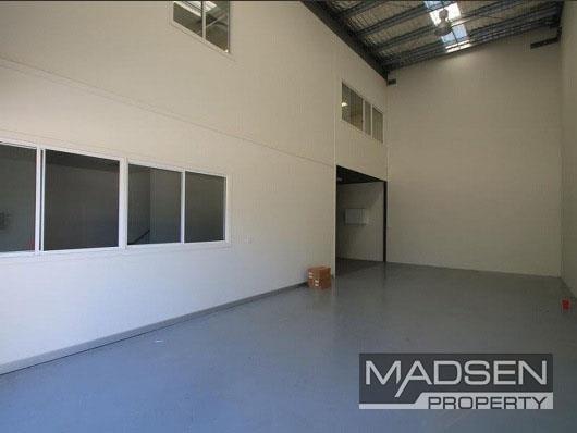 Click to view all images Sumner QLD 4074 - Image 3