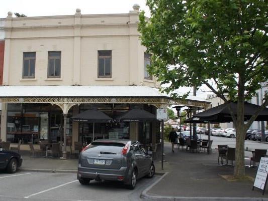 Click to view all images 20A Armstrong Street Middle Park VIC 3206 - Image 1