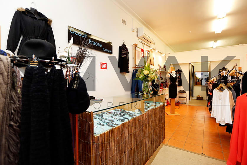Click to view all images 4 Oaks Avenue Dee Why NSW 2099 - Image 1
