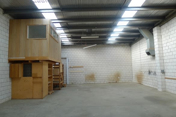 Click to view all images 2/1 Egan Road Dandenong VIC 3175 - Image 3