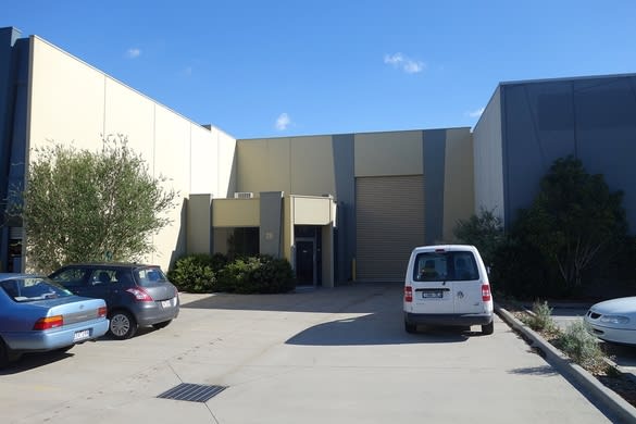 Click to view all images 26 South Link Dandenong VIC 3175 - Image 2