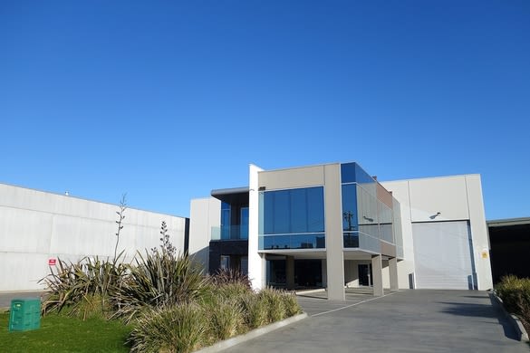 Click to view all images 17 Johnston Court Dandenong VIC 3175 - Image 2