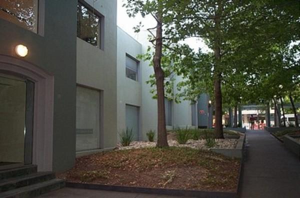 Click to view all images Suite 5/209 Toorak Road South Yarra VIC 3141 - Image 2