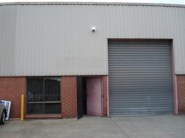 Click to view all images 7/11 McDougall Road Sunbury VIC 3429 - Image 1