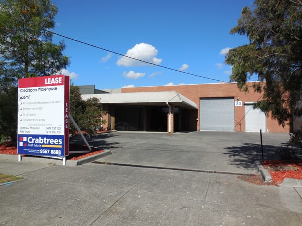Click to view all images 30 Cleeland Road Oakleigh South VIC 3167 - Image 1