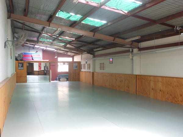 Click to view all images 21 Warner Street Huntingdale VIC 3166 - Image 2
