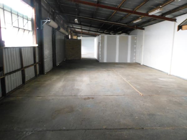 Click to view all images 36 Carinish Road Oakleigh South VIC 3167 - Image 2